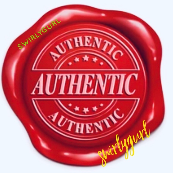 Coach Mini Camera Bag (SOLD OUT ONLINE) - Picture 12 of 13